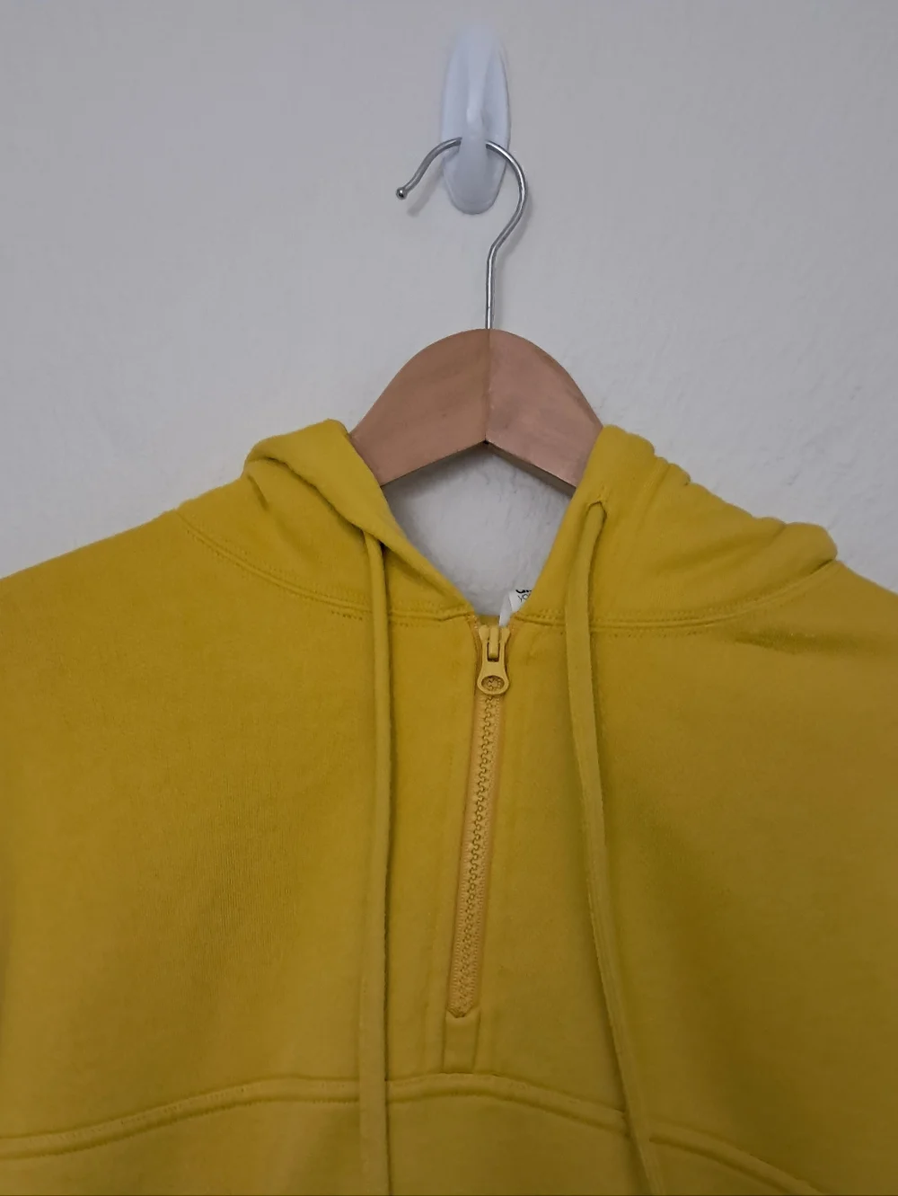 Alo Yoga 1/2 Zip Cropped Hoodie Sweatshirt - Picture 2 of 7